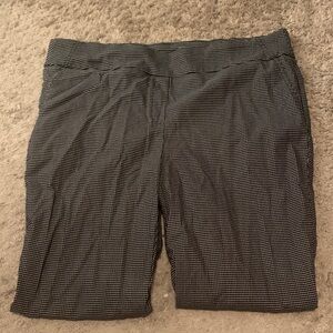 Hilary Radley Black & White Micro-Check Pull-On Shorts